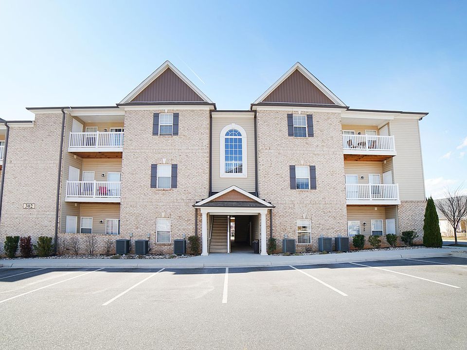 1st image of 303 Rotunda St APT 304