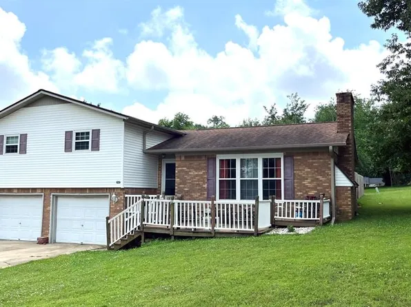 707 Moore St, Dexter, MO 63841