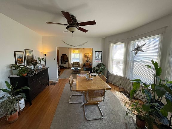 3rd image of 1395 S Lincoln St #1