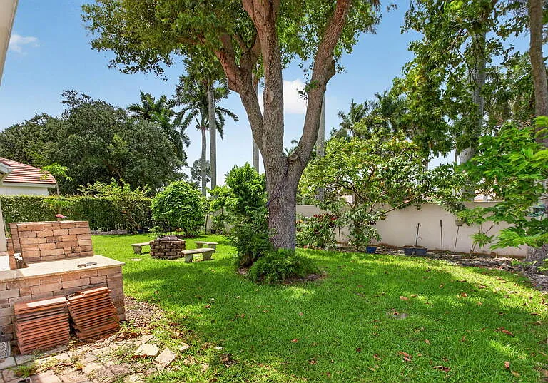 10027 Umberland Pl — Photo 3
