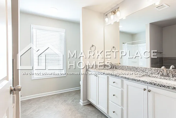264 Miller Dr #L — Photo 16