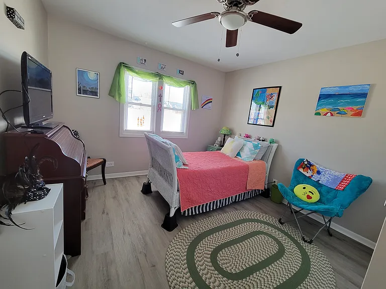 3246 W 110th St #2 — Photo 7