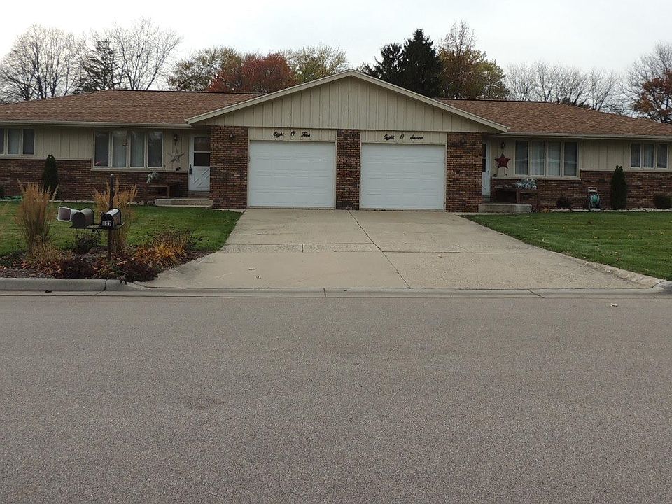 1st image of 805 Sussex Dr