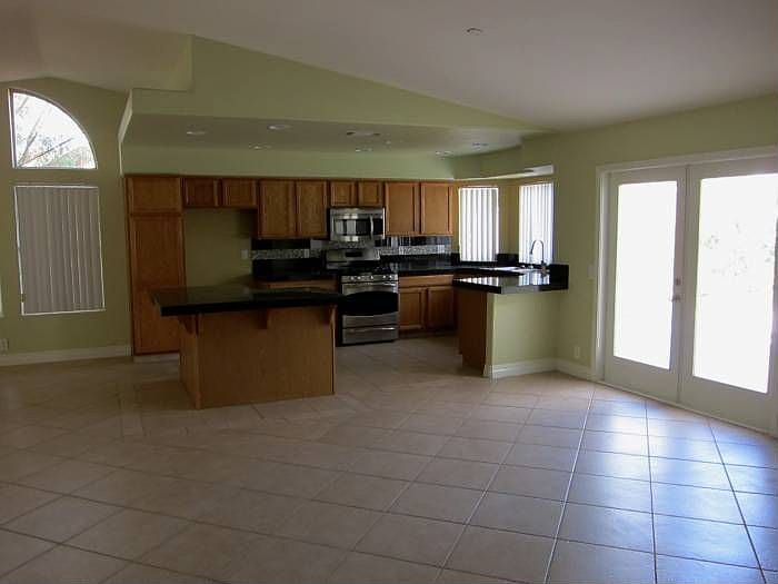 Kitchen & Dining Room