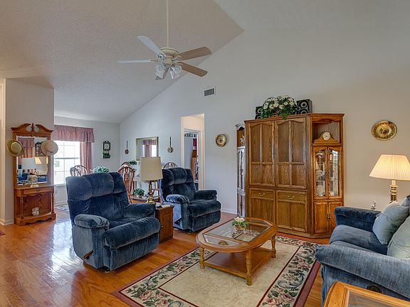 4th image of 2088 Tanager Dr