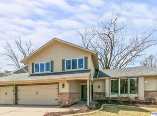 514 N Martin Dr, Bellevue, NE 68005