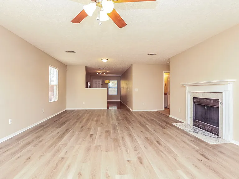5221 Sunsail Dr — Photo 5