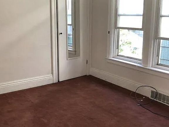 5th image of 54 Mariner St #2