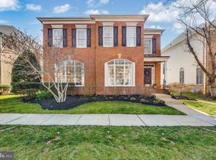 707 Pilot House Dr, Annapolis, MD 21401