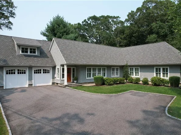 150 Love Ln, Warwick, RI 02886