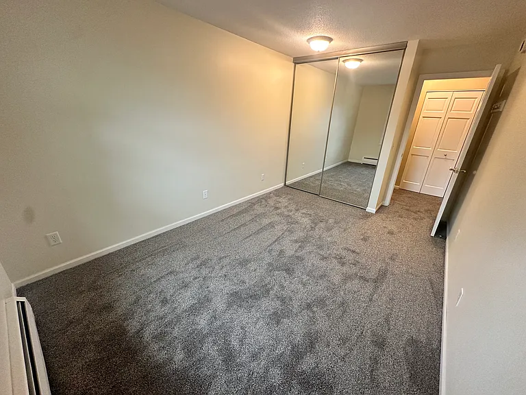 821 Smetana Rd #5 — Photo 10