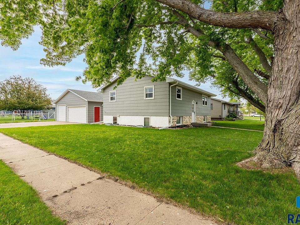440 N Peck St, Salem, SD 57058 MLS 22303009 Zillow