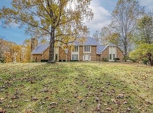 4467 W Tanglewood Rd, Bloomington, IN 47404