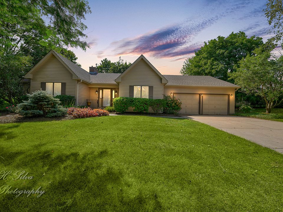 1st image of 962 Duvall Dr