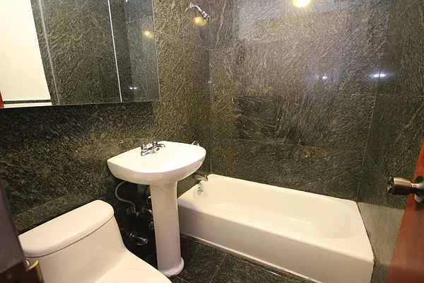 Rented by Compass | media 26