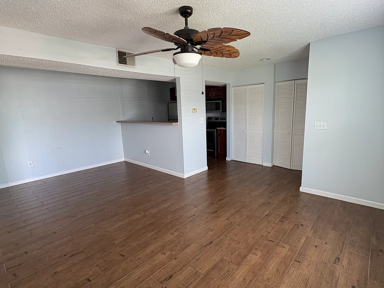 1 bed, 563 sqft, $1,450 — Photo 3