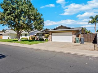 1525 Sheldon Dr, Modesto, CA