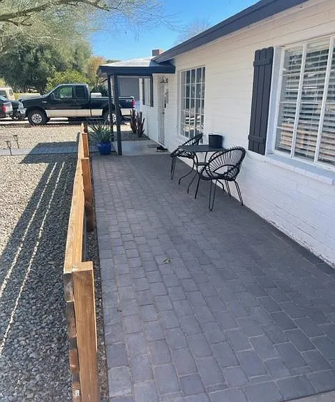 911 E San Juan Ave — Photo 5
