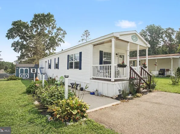 204 Maple Ln, New Providence, PA 17560
