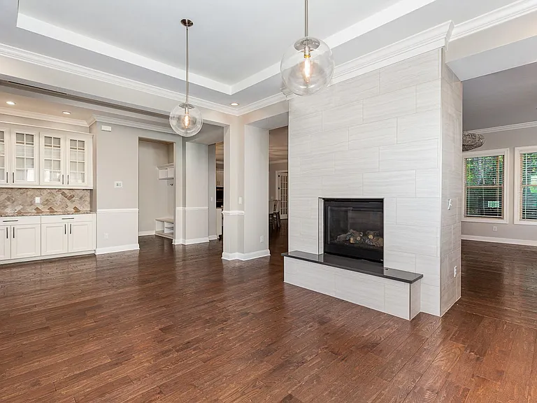 2405 Trenton Park Ln — Photo 10