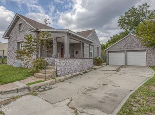 615 & 619 E 15th St, Joplin, MO 64801