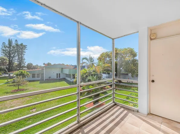 2751 Taft Street #208, Hollywood, FL 33020