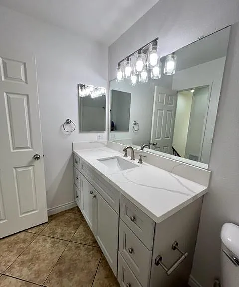 7893 Cerritos Ave — Photo 57
