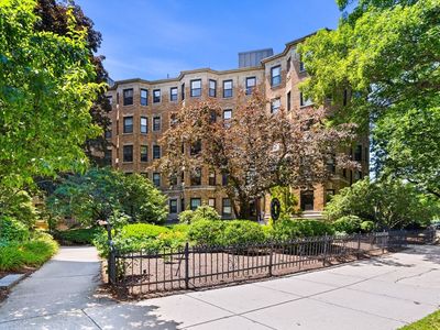 122 Riverway APT 9, Boston, MA, 02215