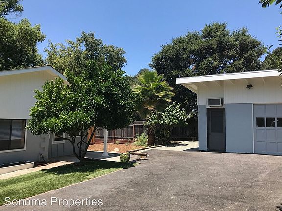 4th image of 171 Academy Ln