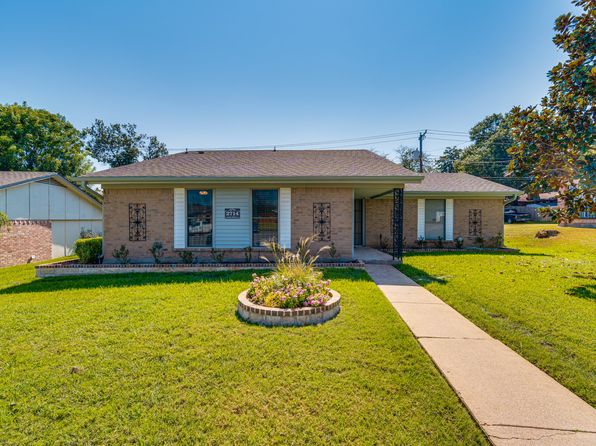 2714 Meadow Bluff Ln