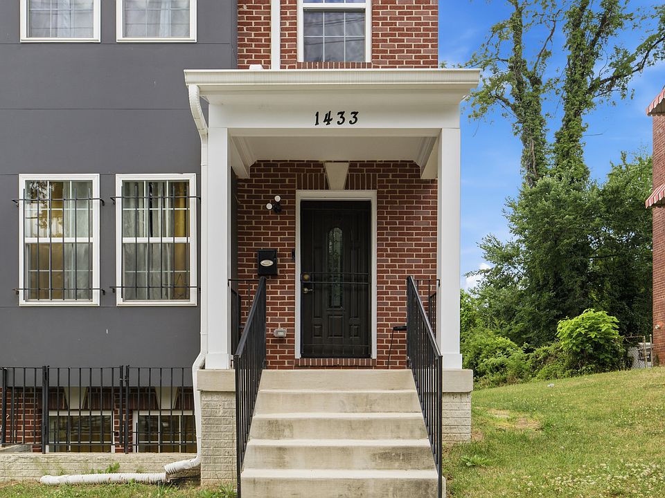 1st image of 1433 Howard Rd SE
