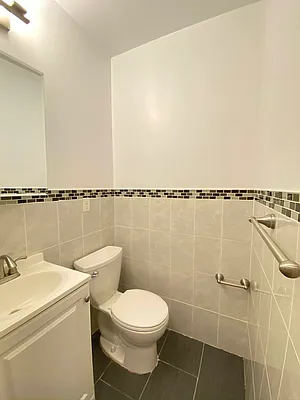 Rented by Oak Tree LLC | media 22