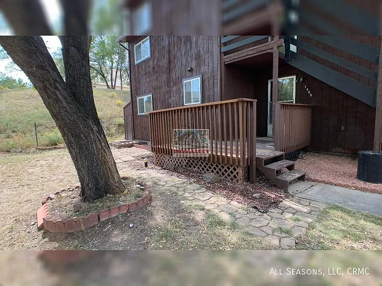 1406 Race St — Photo 2