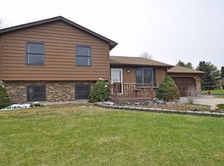 3019 Highland Ct, Winthrop Harbor, IL 60096