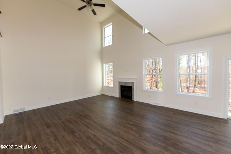 5th image of 3 Balsam Court