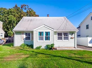 37 Albin Rd, Stamford, CT 06902