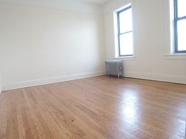 2nd image of 2422 35th St