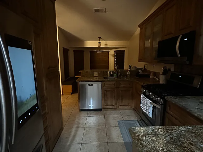 Irwin Cir — Photo 15