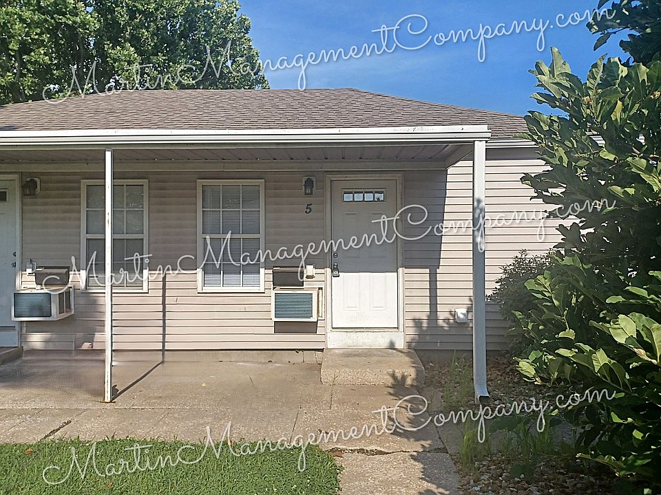 1st image of 1900 W 10th St #C-5