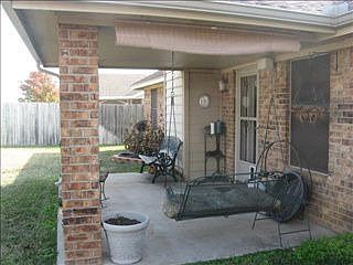 3rd image of 765 Windridge Ln