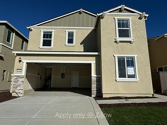 3rd image of 5412 Lake Mary Dr