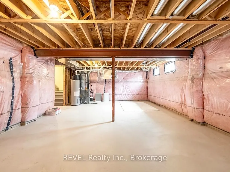 9 Beatty Ave — Photo 23