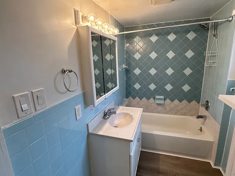 164 Main St — Photo 7