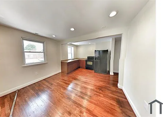 8508 Chestnut Oak Rd — Photo 1