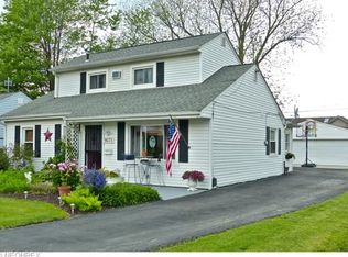 9071 Lake Overlook Dr, Mentor, OH