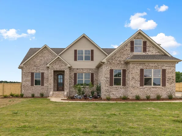 228 Carron Ln, Tuscumbia, AL 35674