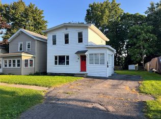 114 E Ellis St, East Syracuse, NY 13057