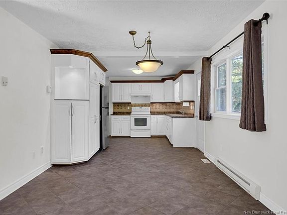5th image of 89 Ashfield Dr