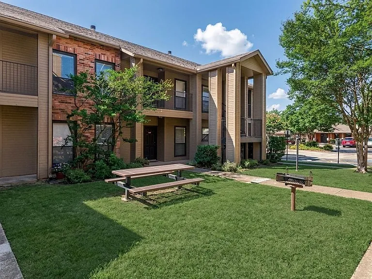 Arbors of Boerne Apartments — Photo 8