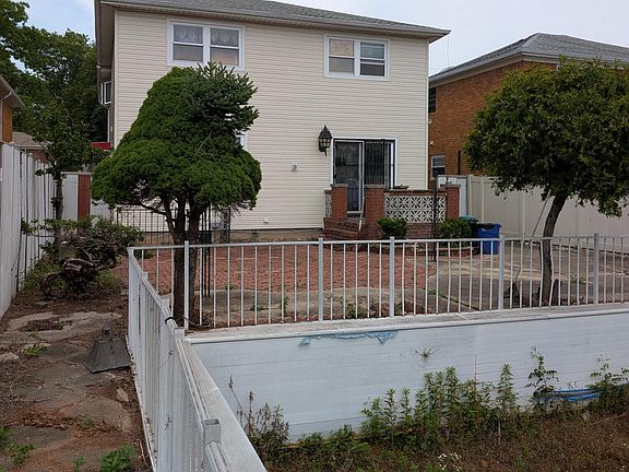 3rd image of 653 Hylan Blvd